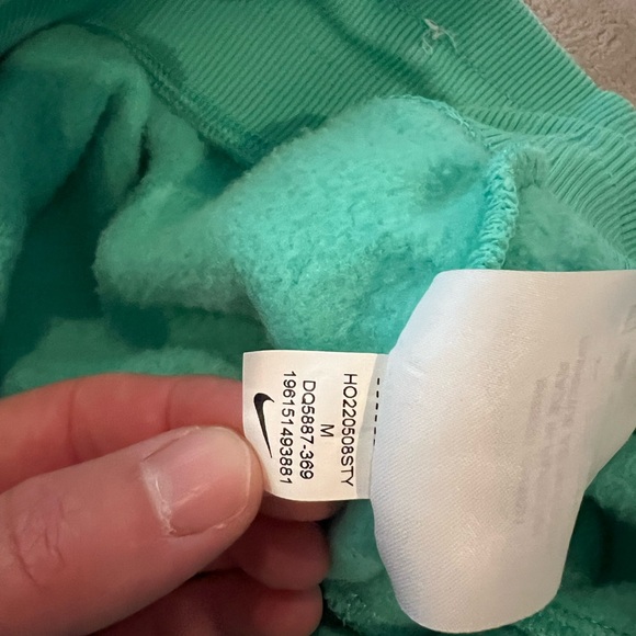 Nike joggers - Picture 4 of 5